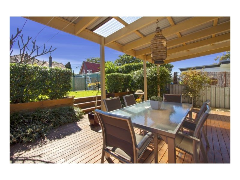 7 Cross St, Mayfield NSW 2304