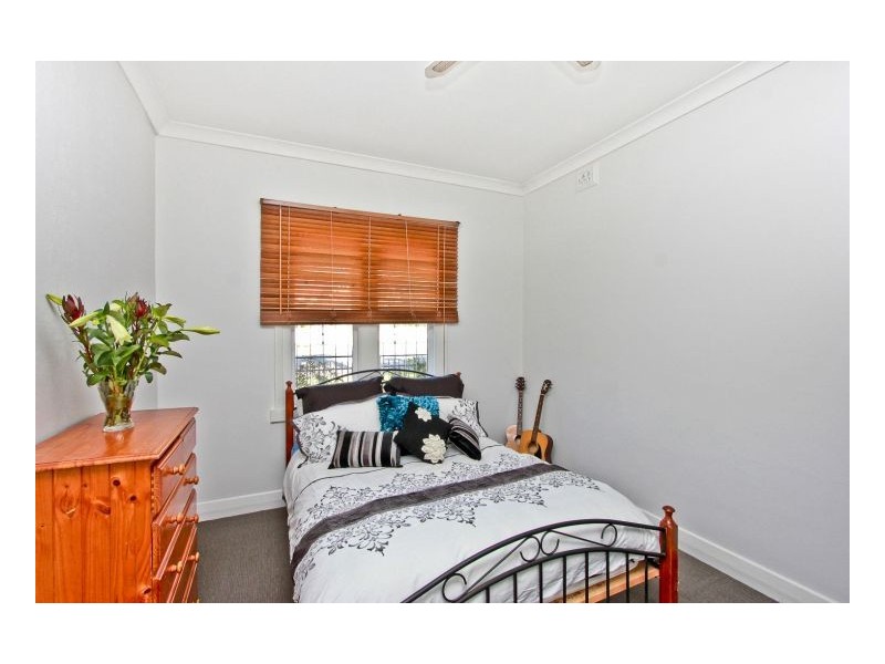 152 Crebert St, Mayfield NSW 2304