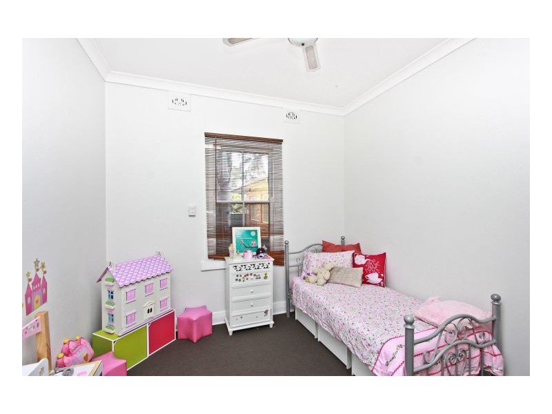 152 Crebert St, Mayfield NSW 2304