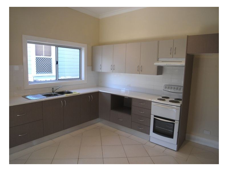 11 Hart Street, Mayfield NSW 2304