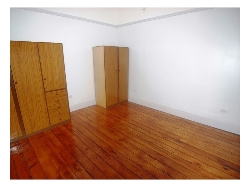 5 Vera Street, Waratah West NSW 2298