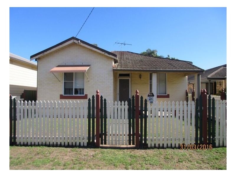 24 Ackeron Street, Mayfield NSW 2304