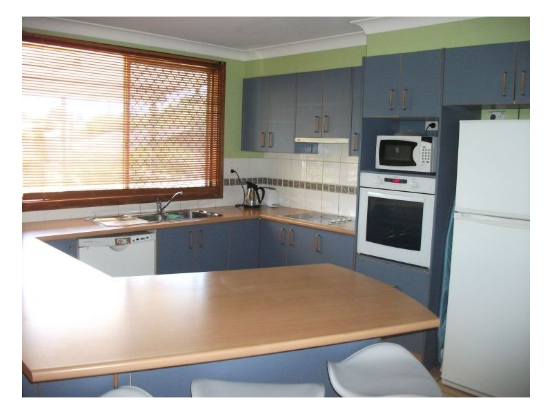 17 Carrington Street, Mayfield NSW 2304