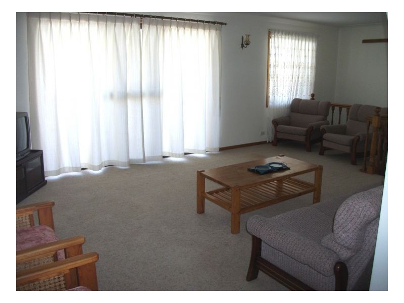 17 Valencia Street, Mayfield NSW 2304