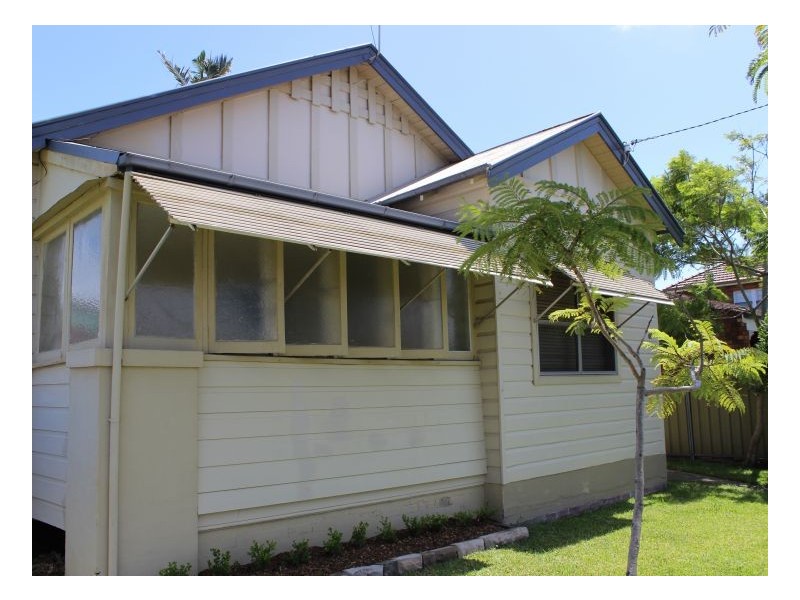 40 Elizabeth Street, Mayfield NSW 2304