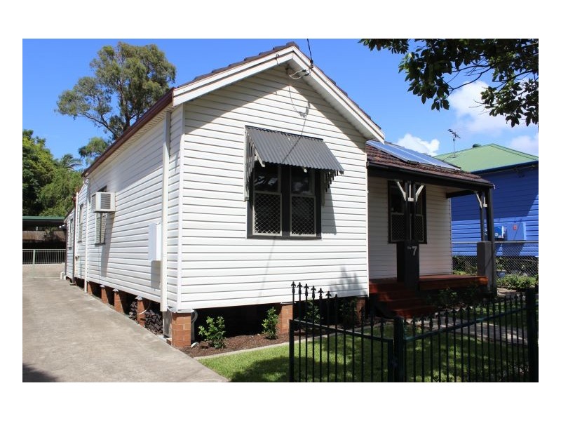 7 Berkeley Street, Mayfield NSW 2304