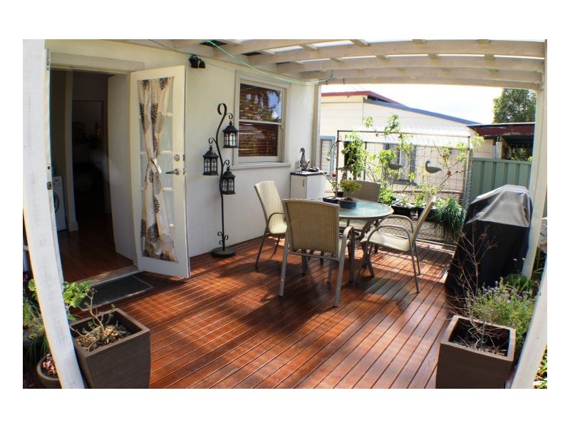 97 Woodstock Street, Mayfield NSW 2304