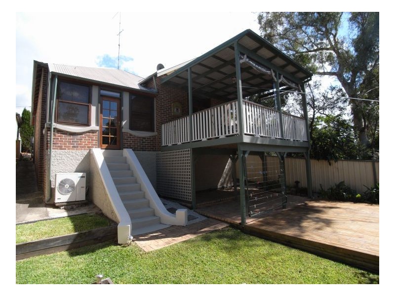 14 Queens Road, Tighes Hill NSW 2297