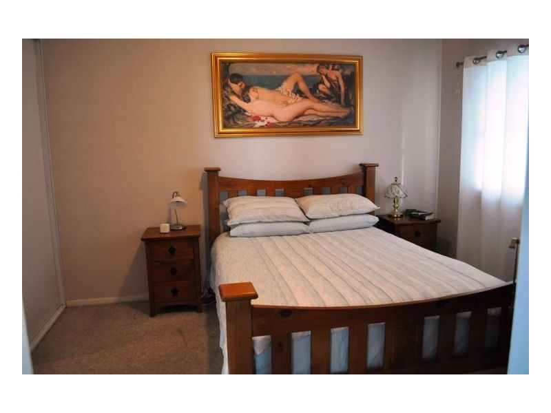 8 Fawcett Street, Mayfield NSW 2304