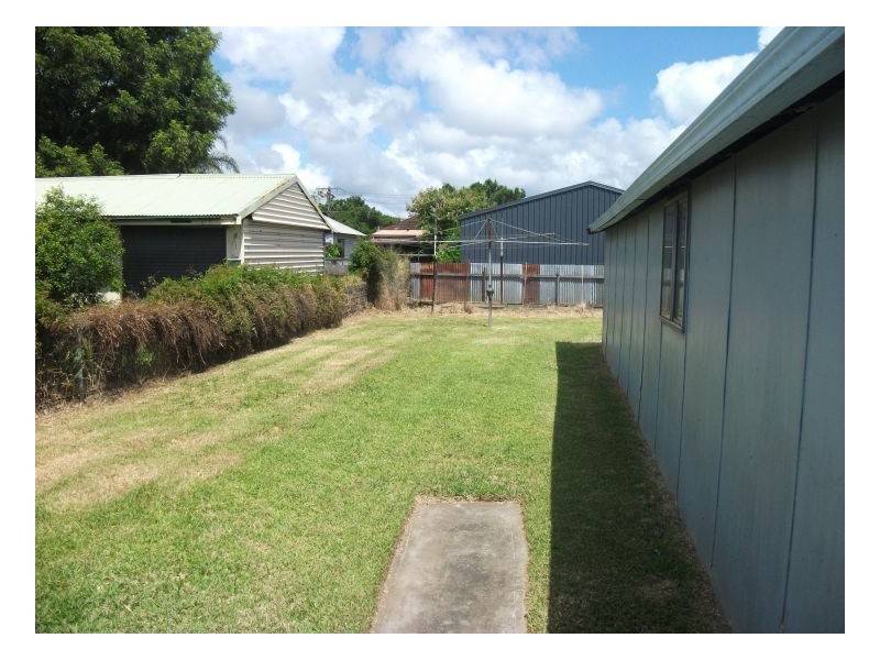 16 Texas Street, Mayfield NSW 2304