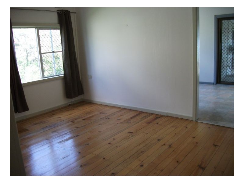 16 Texas Street, Mayfield NSW 2304