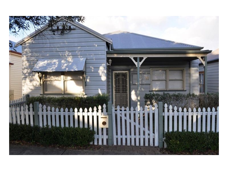 87 Fawcett Street, Mayfield NSW 2304