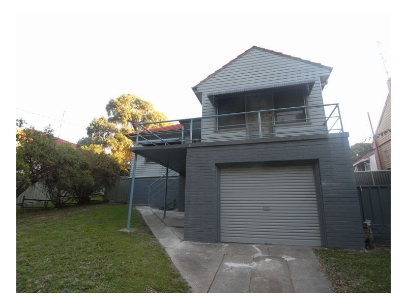 6 Gregson Avenue, Mayfield NSW 2304