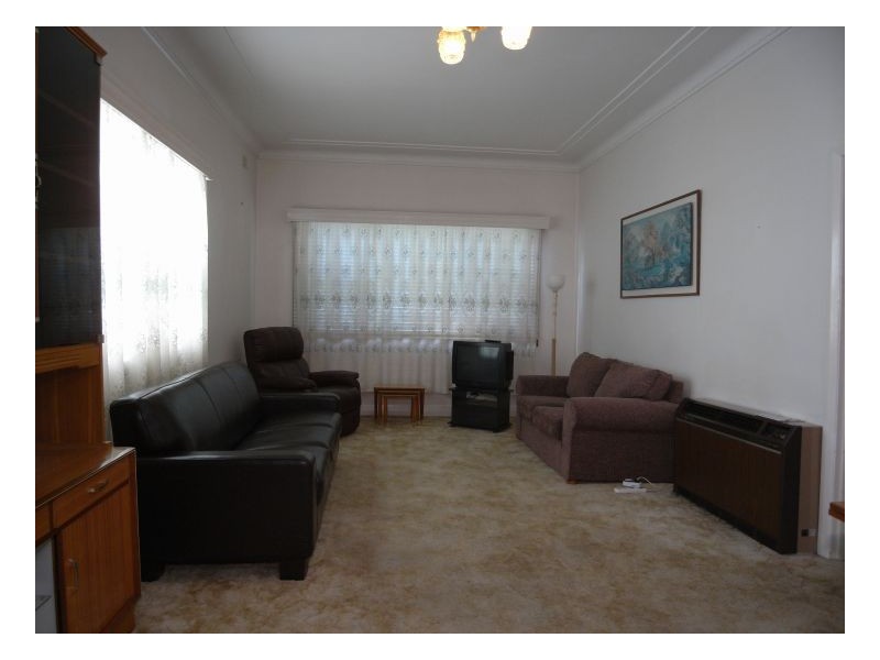 77 Marsden Street, Shortland NSW 2307