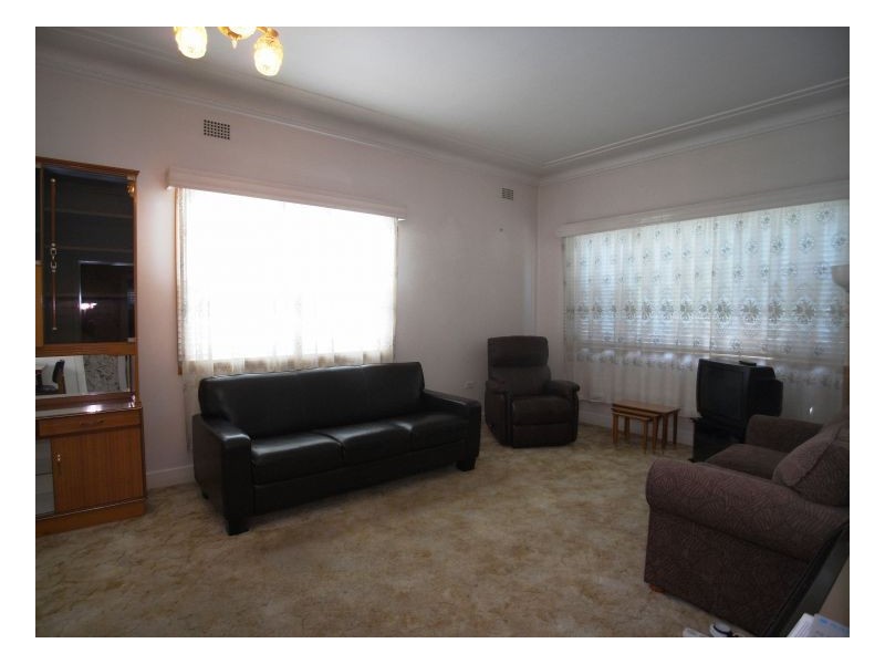 77 Marsden Street, Shortland NSW 2307