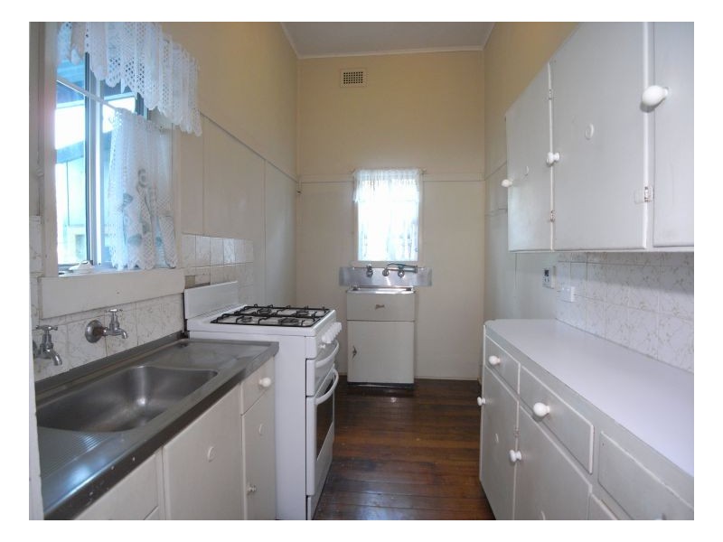 20 Sunnyside Street, Mayfield NSW 2304