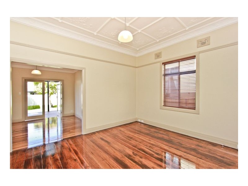 5 Mulgrave Street, Mayfield NSW 2304