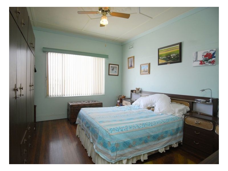 87 Woodstock Street, Mayfield NSW 2304