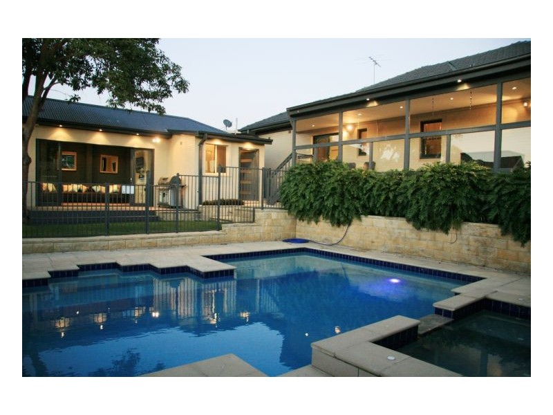 101 Barton Street, Mayfield NSW 2304