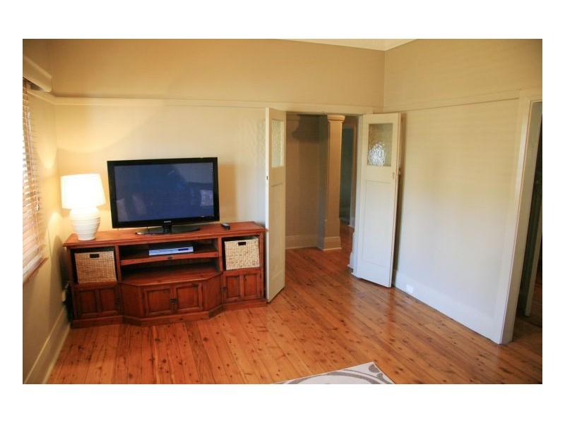 101 Barton Street, Mayfield NSW 2304