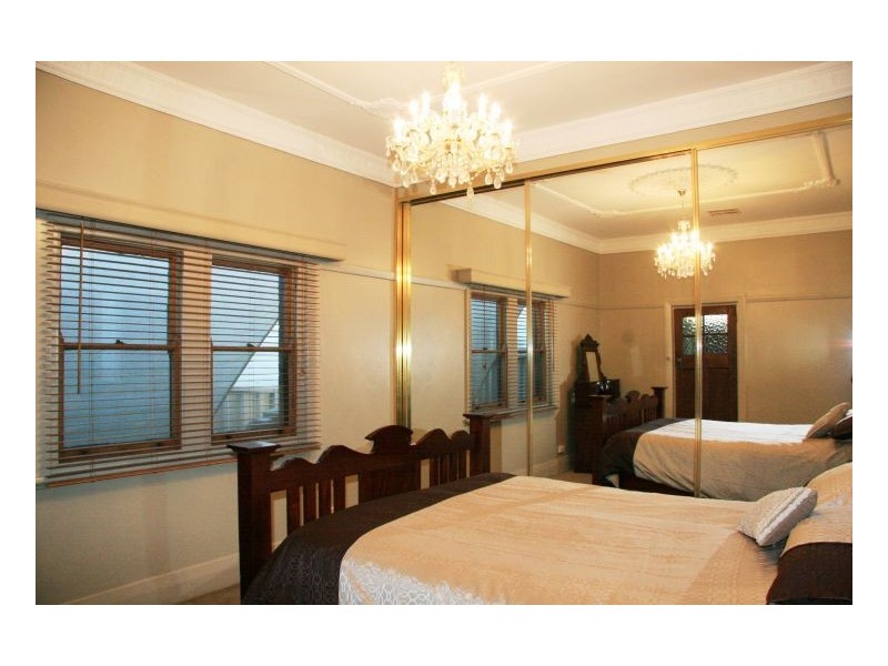 101 Barton Street, Mayfield NSW 2304