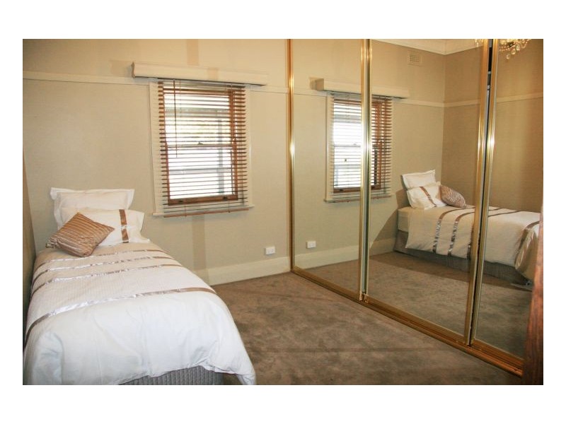 101 Barton Street, Mayfield NSW 2304