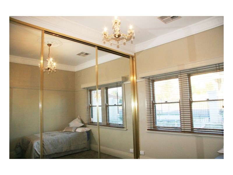 101 Barton Street, Mayfield NSW 2304