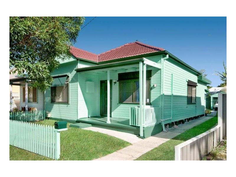 13 Nile Street, Mayfield NSW 2304