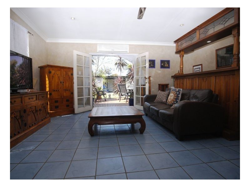 6 Bull Street, Mayfield NSW 2304