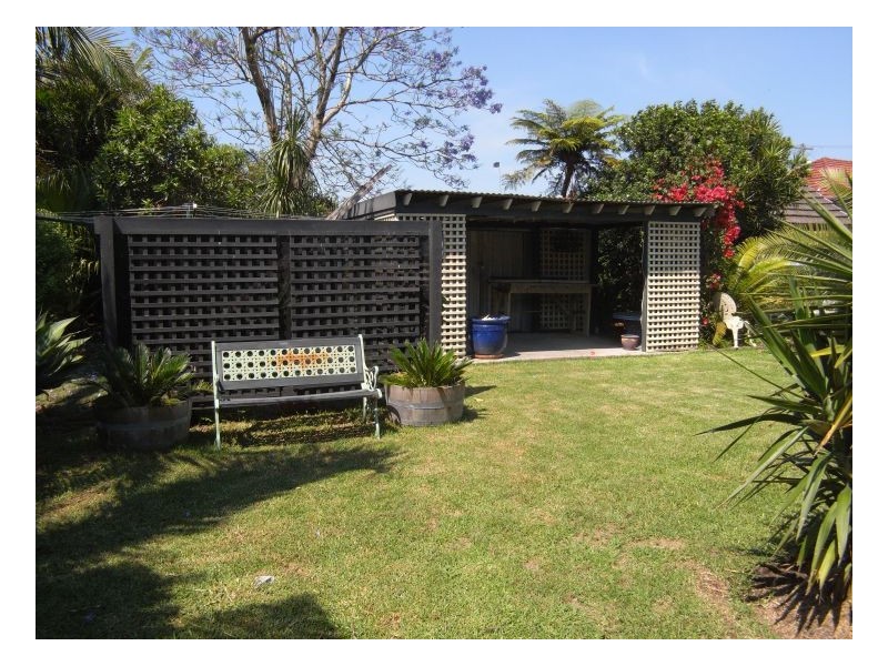 6 Bull Street, Mayfield NSW 2304