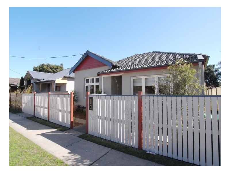 14 Corona, Mayfield NSW 2304