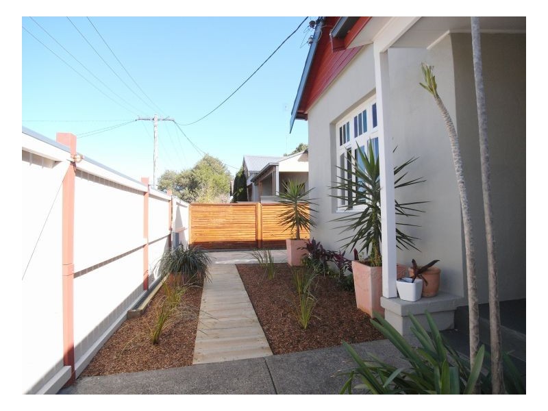 14 Corona, Mayfield NSW 2304