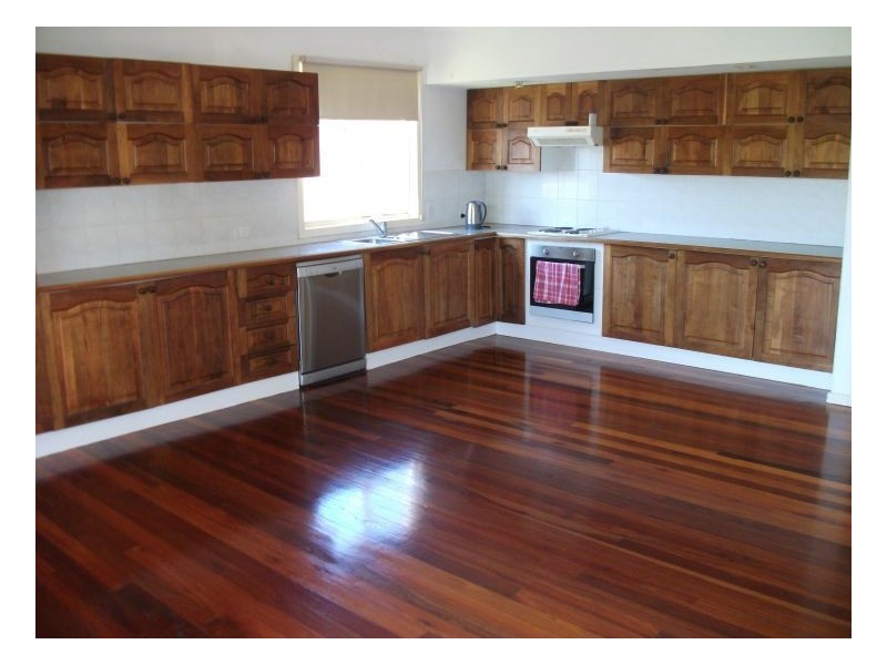 378 Lake Road, Glendale NSW 2285