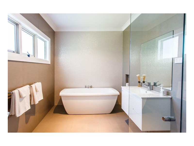 17a Werribi Street, Mayfield NSW 2304