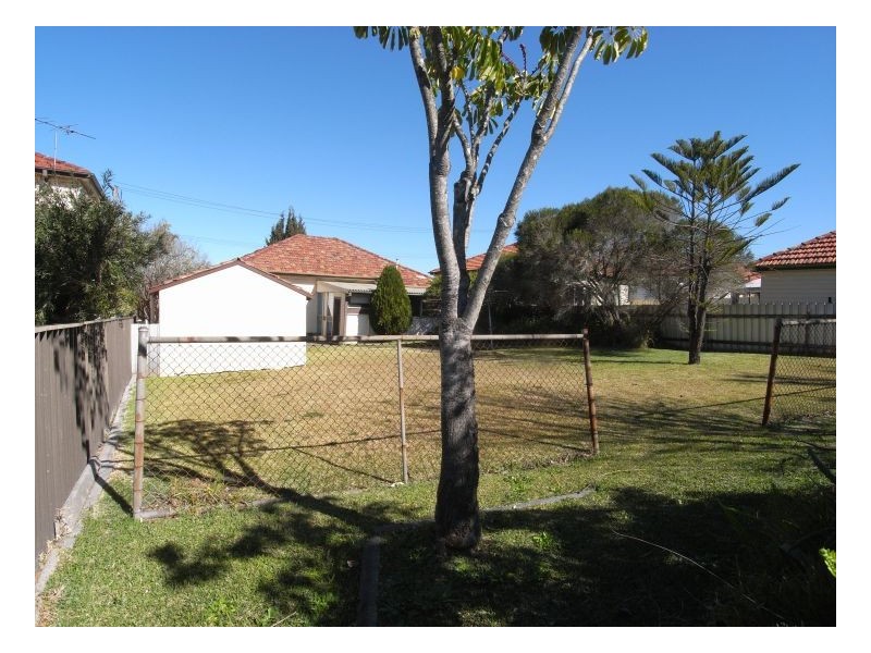 22 Thornton Ave, Mayfield NSW 2304