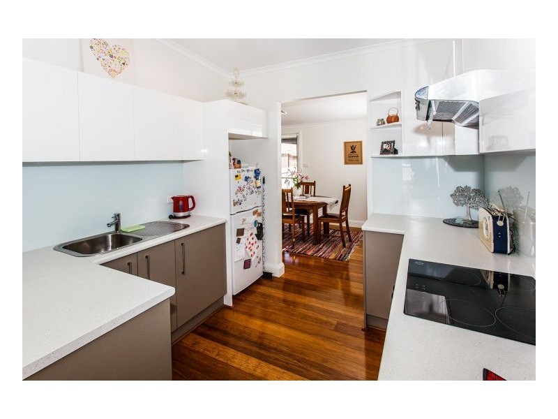 7 Burnett Street, Mayfield NSW 2304