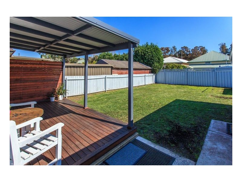 7 Burnett Street, Mayfield NSW 2304