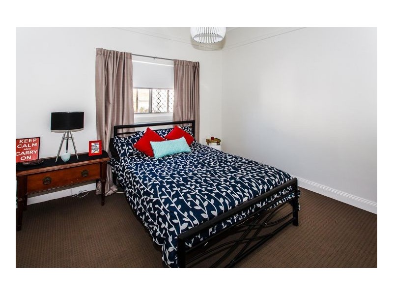 7 Burnett Street, Mayfield NSW 2304