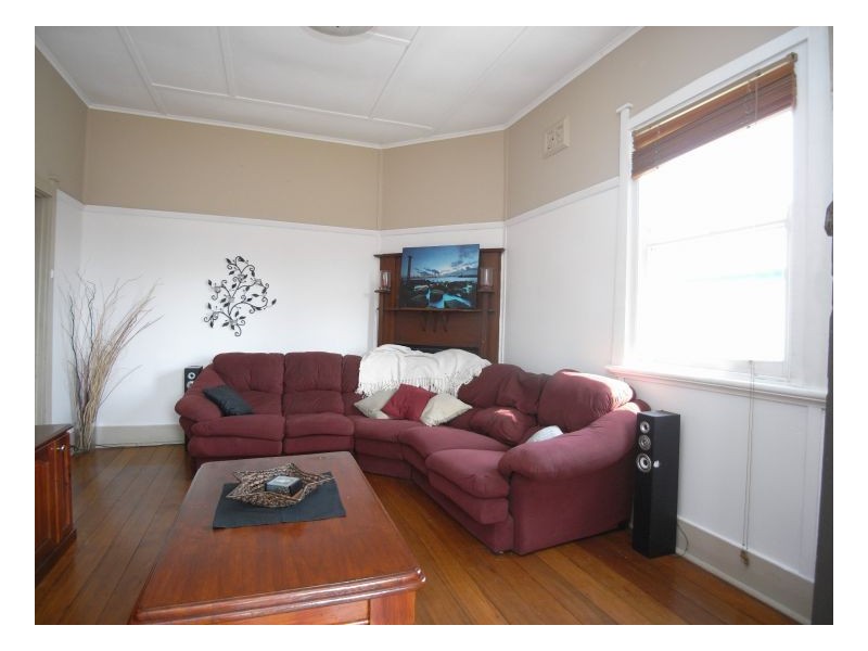 32 King Street, Waratah NSW 2298