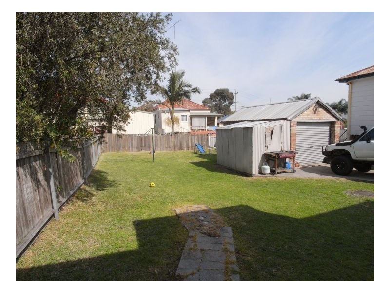 32 King Street, Waratah NSW 2298