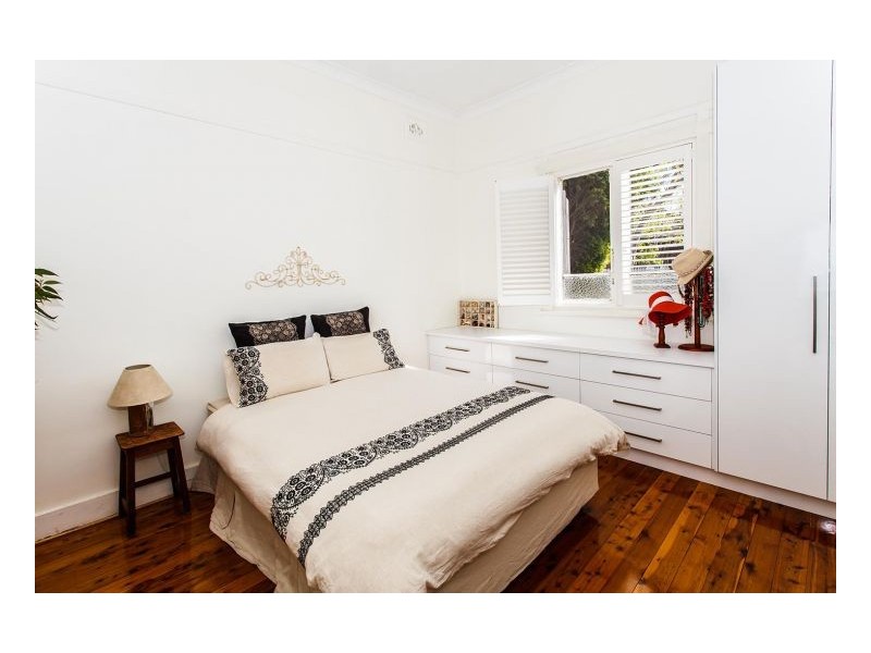 23 Carrington Street, Mayfield NSW 2304