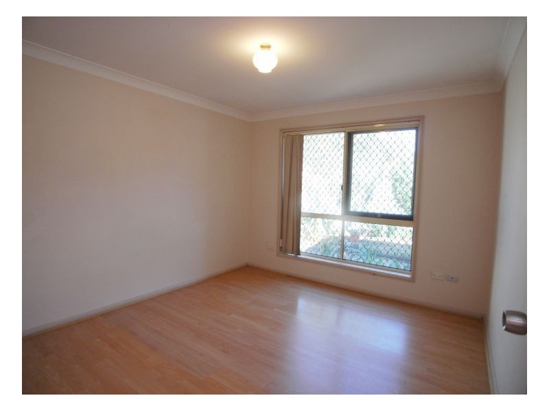 Semi 2 23 Simpson Court, Mayfield NSW 2304