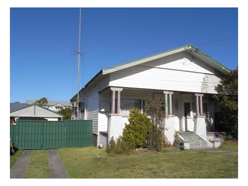 2 Fletcher Street, Georgetown NSW 2298