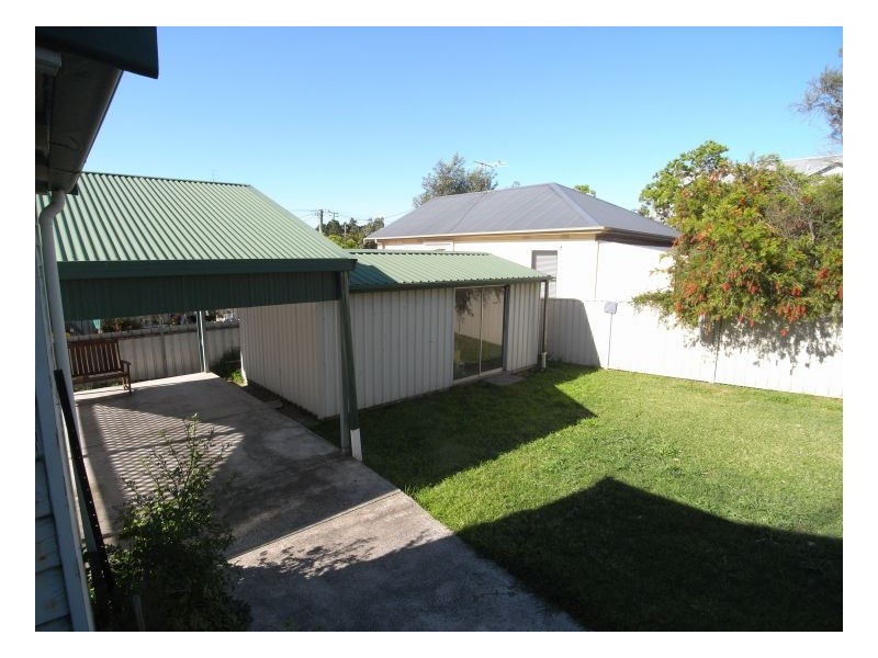 2 Fletcher Street, Georgetown NSW 2298