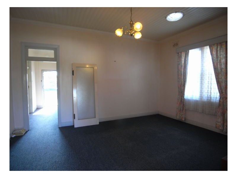 2 Fletcher Street, Georgetown NSW 2298