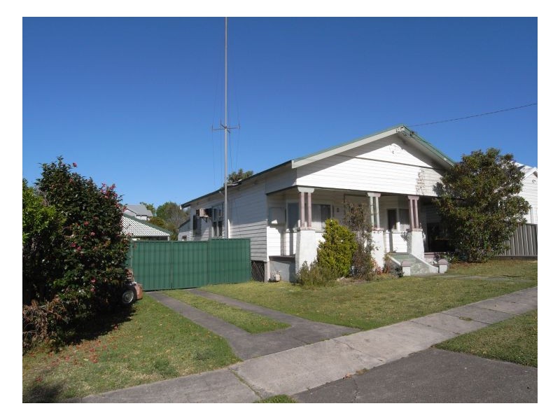 2 Fletcher Street, Georgetown NSW 2298