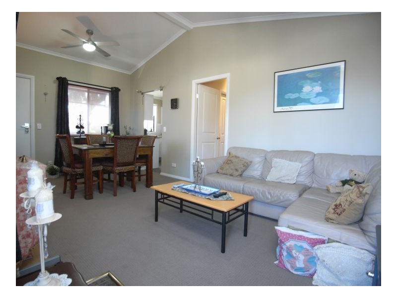 72 Nevill Street, Mayfield NSW 2304