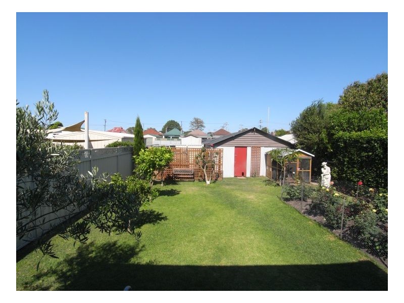 15 Carrington Street, Mayfield NSW 2304