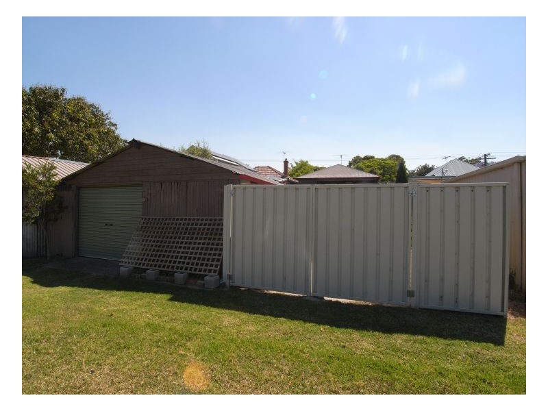 15 Carrington Street, Mayfield NSW 2304