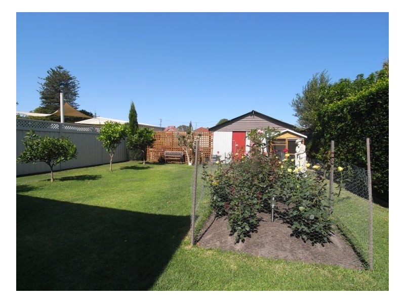 15 Carrington Street, Mayfield NSW 2304